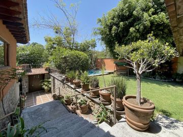 Casa en Fraccionamiento en Analco Cuernavaca - LPI-52-Fr