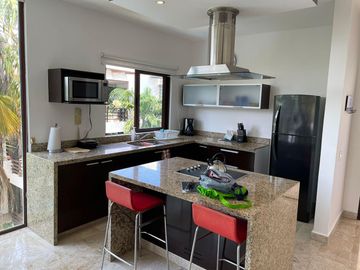 DEPARTAMENTO EN RENTA EN CONDOMINIO AKOYA-PLAYA CAR