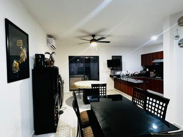 CASA EN VENTA EN RESIDENCIAL LA RIOJA