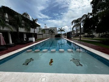 CASA EN VENTA EN RESIDENCIAL LA RIOJA