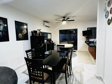 CASA EN VENTA EN RESIDENCIAL LA RIOJA
