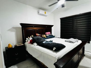 CASA EN VENTA EN RESIDENCIAL LA RIOJA
