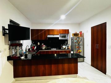 CASA EN VENTA EN RESIDENCIAL LA RIOJA