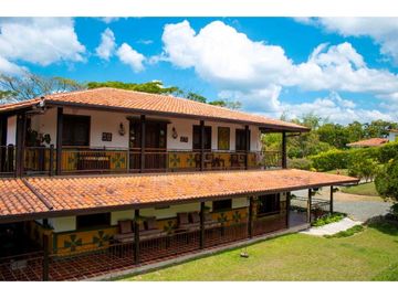 Se vende Finca hotel en Montenegro Quindio