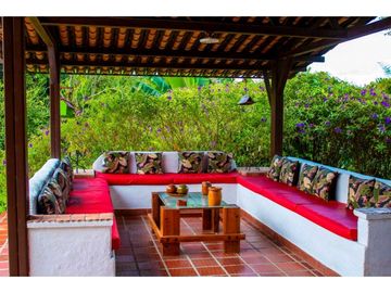 Se vende Finca hotel en Montenegro Quindio