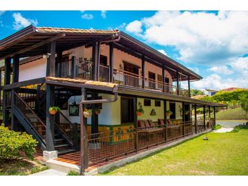 Se vende Finca hotel en Montenegro Quindio