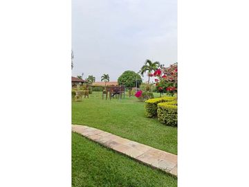 Hermosa finca a puerta cerrada en venta - Rozo Palmira Valle Colombia