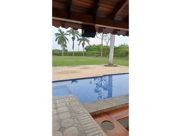 Hermosa finca a puerta cerrada en venta - Rozo Palmira Valle Colombia