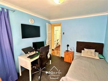 Casa en Venta en Casa para Remodelar Con Gran Terreno, a Pasos de Metro F. Castillo Velasco, La Reina