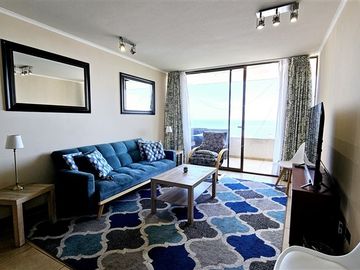 Departamento en Venta en Cond. Jardines de Huayquique
