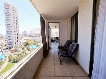 Departamento en Venta en Cond. Jardines de Huayquique
