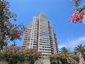 Departamento en Venta en Cond. Jardines de Huayquique