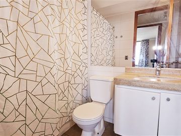 Departamento en Venta en Cond. Jardines de Huayquique