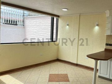 Acogedora Suit en Venta sector Sangolqui