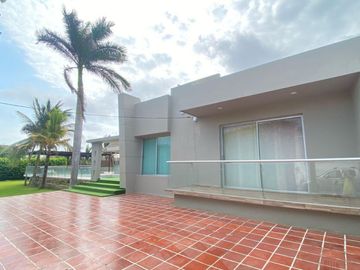 CASA CAMPESTRE en VENTA en Puerto Colombia ALTOS DE PRADOMAR