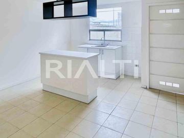 Casa VIP en venta de oportunidad - Av. Simón Bolívar