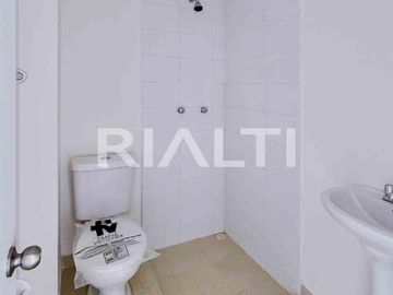 Casa VIP en venta de oportunidad - Av. Simón Bolívar