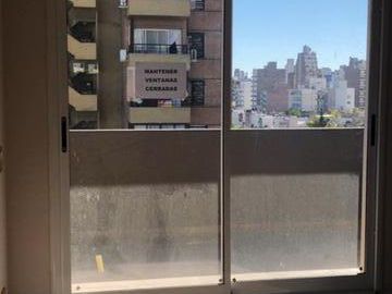 Corrientes 1865 - Monoambiente de 46m2 en venta.-