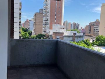 Corrientes 1865 - Monoambiente de 46m2 en venta.-
