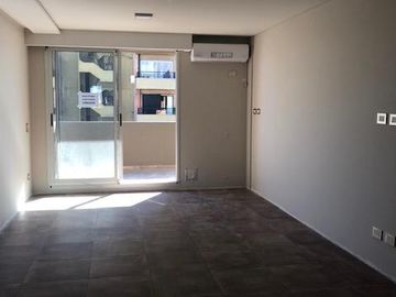 Corrientes 1865 - Monoambiente de 46m2 en venta.-