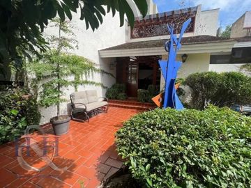 Casa En Venta En Lomas Del Valle