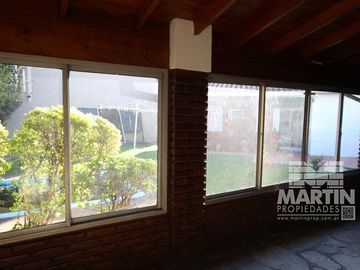 Impecable chalet de 5 ambientes con jardín - Victoria, frente a Fate