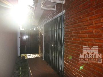 Impecable chalet de 5 ambientes con jardín - Victoria, frente a Fate