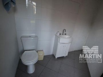 Impecable chalet de 5 ambientes con jardín - Victoria, frente a Fate