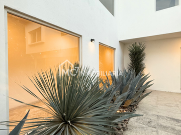 Casa en El Campanario en VENTA y RENTA