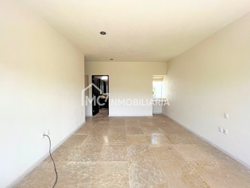 Casa en el Campanario en Renta y Venta