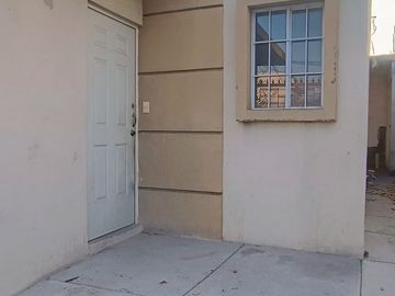 CASA EN VENTA EN PRADERAS DE SAN FRANCISCO - ESCOBEDO, NL