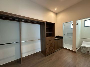 CASA EN VENTA EN BOSQUES DE LAS MISIONES  CARRETERA NACIONAL SANTI