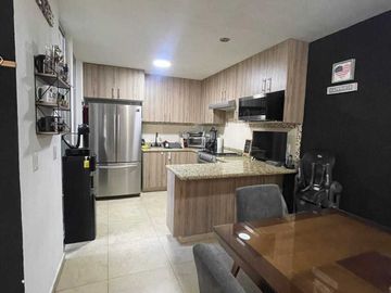 Casa en el sur de gdl a 10 min del ITESO y TECMILENIO