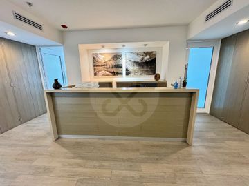 INFINITI CENTER Oficina en venta en Lomas de Santa Fe