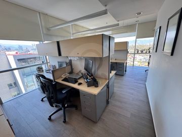 INFINITI CENTER Oficina en venta en Lomas de Santa Fe
