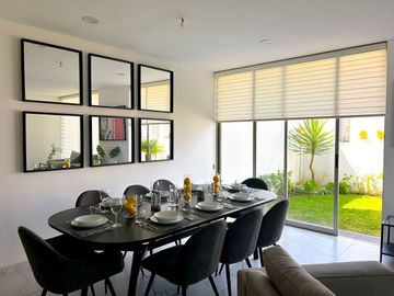 Casa en Venta en Metepec con Roof Garden a 2 min de Av Las Torres