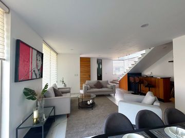 Casa en Venta en Metepec con Roof Garden a 2 min de Av Las Torres