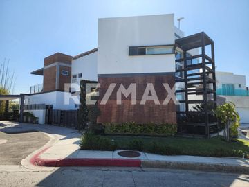 CASA EN VENTA EN REAL DEL MAR, TIJUANA, B.C.