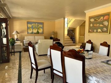 Casa en condominio en venta en interlomas