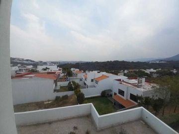 Casa Nueva Bosque  Esmeralda