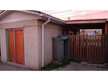 Venta casa 3D 2B 2E en Condominio Portal de Calle Larga