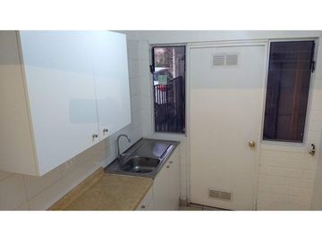 Venta casa 3D 2B 2E en Condominio Portal de Calle Larga