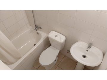 Venta casa 3D 2B 2E en Condominio Portal de Calle Larga