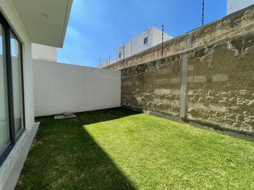 CASA MODELO MONACO II, VILLAS DEL CAMPO CALIMAYA
