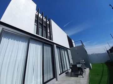 VENTA DE CASA EN CONDOMINIO LA VISTA RESIDENCIAL -LA VISTA GRAND AV, LA VISTA N. 1266 QUERETARO MEXICO