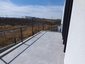 VENTA DE CASA EN CONDOMINIO LA VISTA RESIDENCIAL -LA VISTA GRAND AV, LA VISTA N. 1266 QUERETARO MEXICO