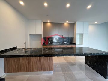 CASA EN VENTA EN LOMA LINDA
