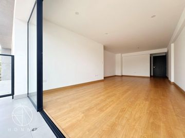 Departamento en estreno con independización en surco