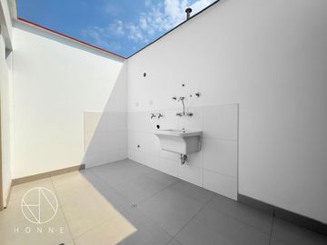 Departamento en estreno con independización en surco
