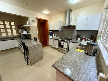 Casa sola en venta en Lomas de Vista Hermosa, Cuajimalpa de Morelos, Ciudad de México